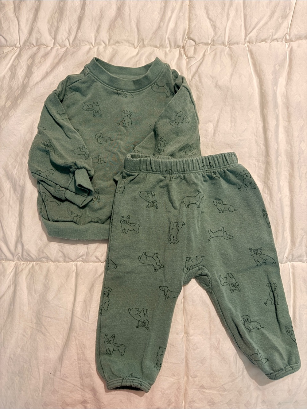 Baby Green Dog-Print outfit